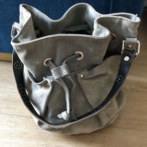 Tylie Malibu Bucket Bag